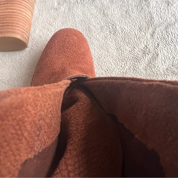 Isola Lavoy Suede Moto Buckle Stacked Heel Ankle Boot Bootie Cocoa Brown Sz 6 - Picture 12 of 14